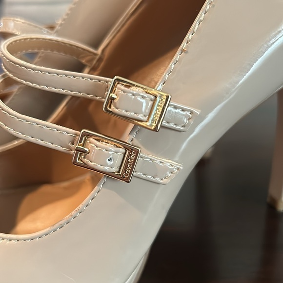 Calvin Klein Women’s Heel Cream baby pink color Size 6 Excellent condition - Picture 4 of 15